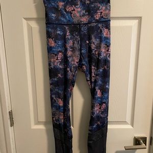 Lululemon workout pants